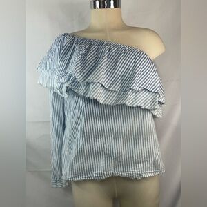 Zara cotton cold shoulder blouse. So cute with lots of texture and blues!